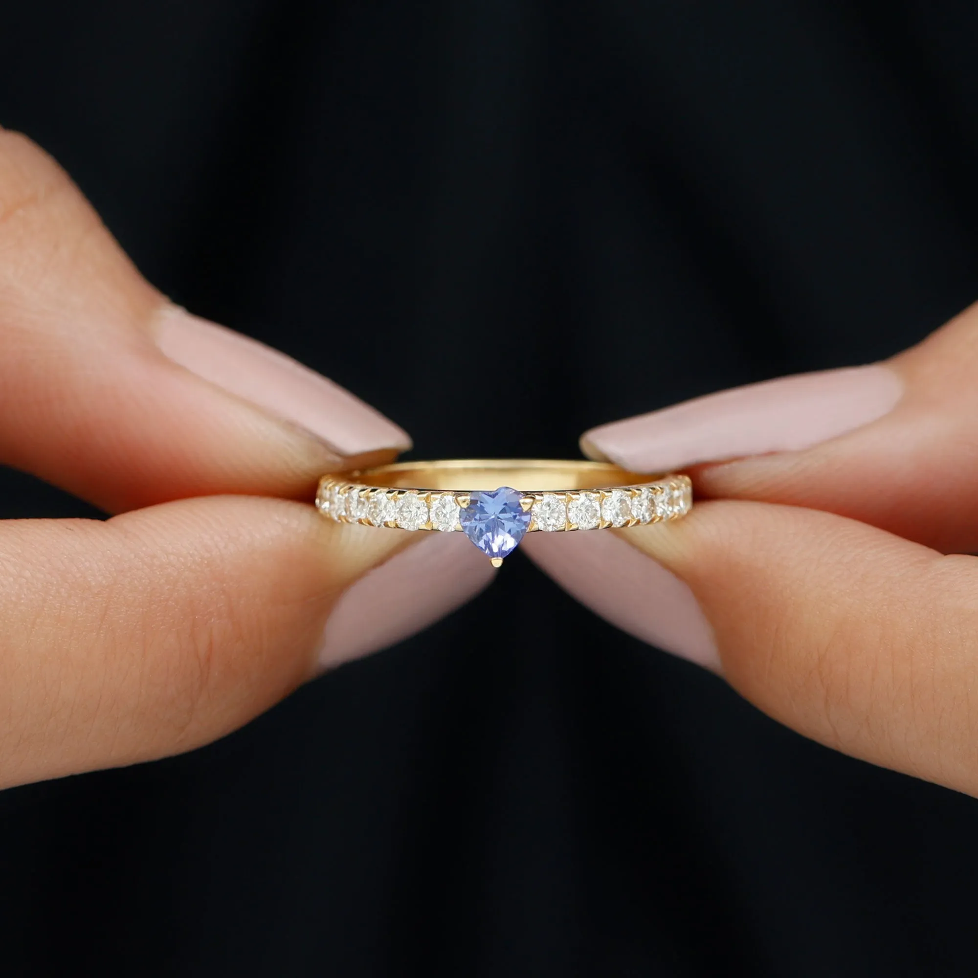 1.50 CT Heart Shaped Tanzanite Solitaire Ring with Diamond