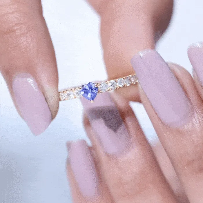 1.50 CT Heart Shaped Tanzanite Solitaire Ring with Diamond