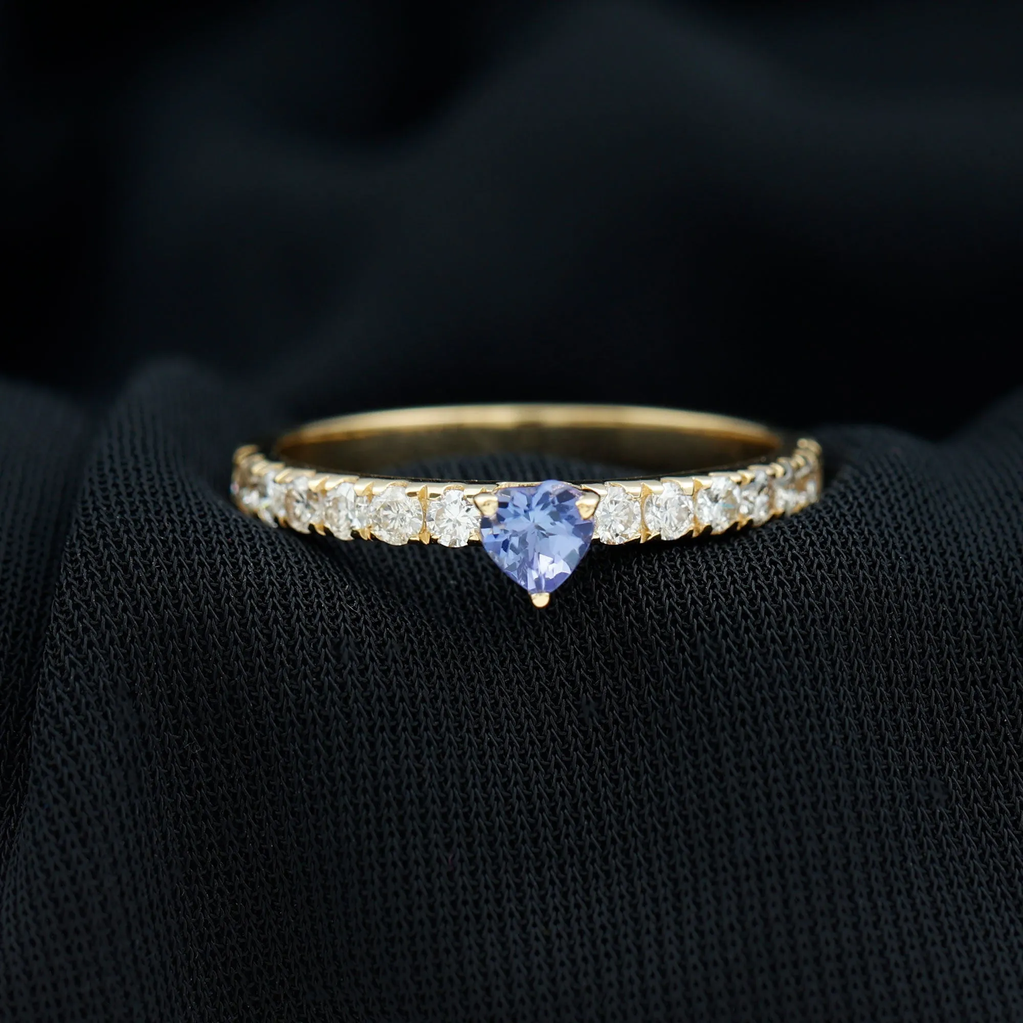 1.50 CT Heart Shaped Tanzanite Solitaire Ring with Diamond