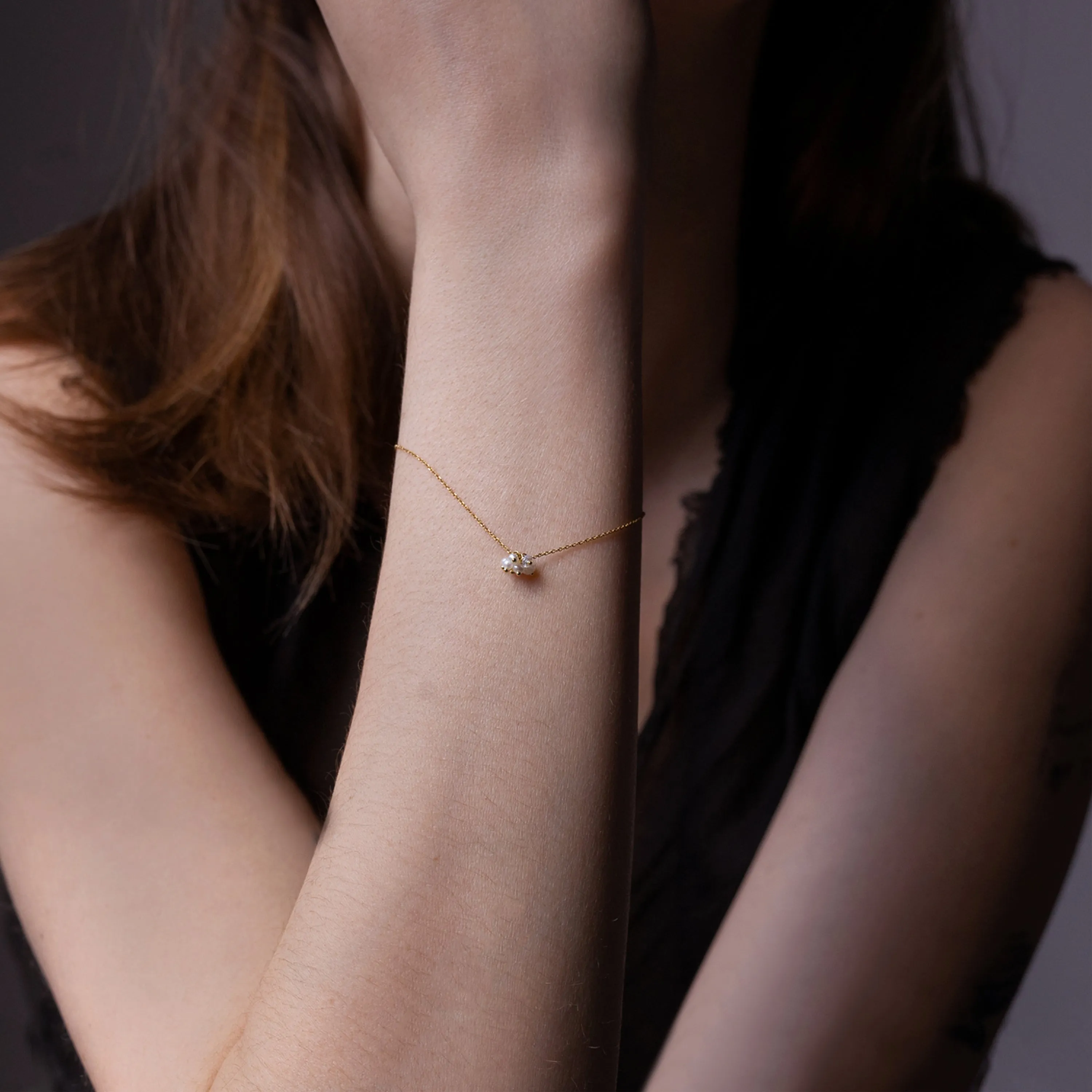 18K Gold Chain Bracelet with Pearl and Moonstone Cluster