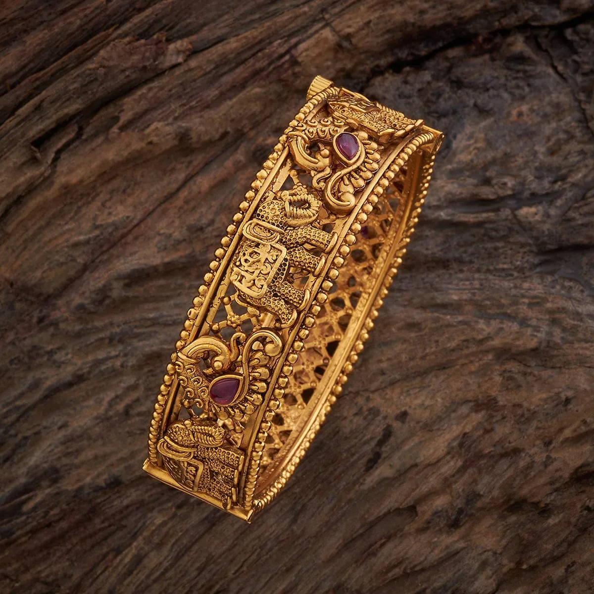 Antique Bangle 170419