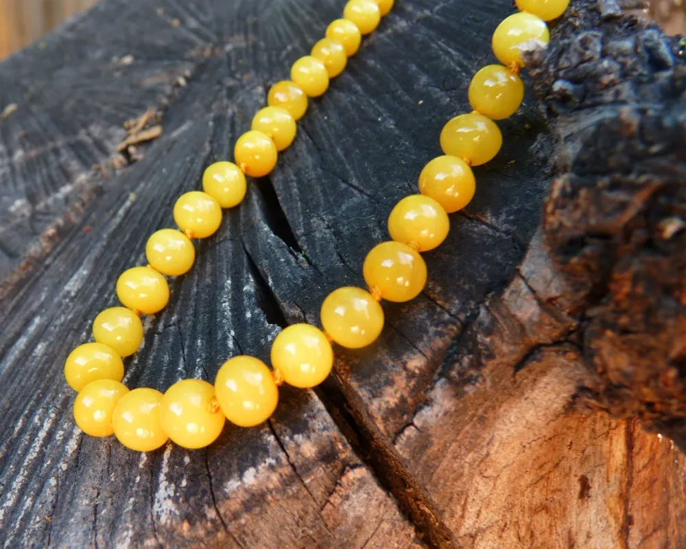 Baltic Amber Jewelry Antique Butterscotch Necklace Baroque Beads Yolk 17.5" 11.5 gram
