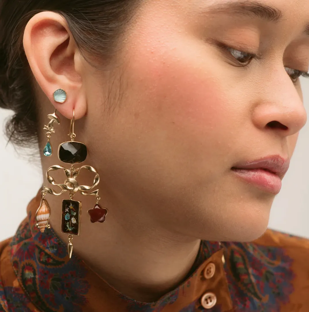 Bow Charm Balance Drop Earrings
