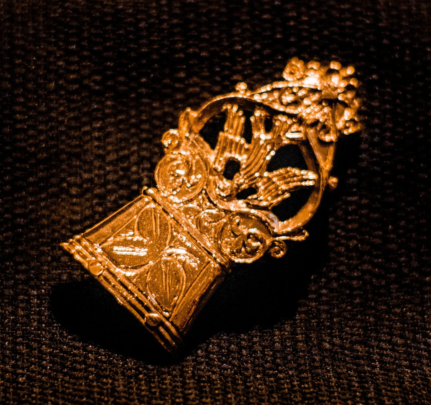 Double Eagle Belt Tip - B-66