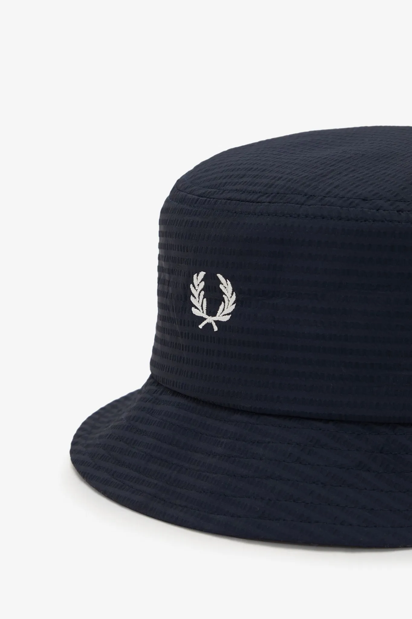 Dual branded seersucker bucket hat - navy