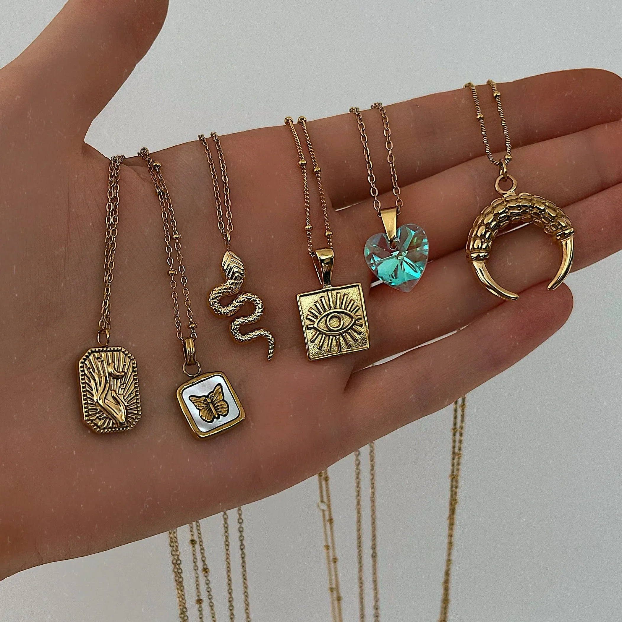 Leia Horn Necklace