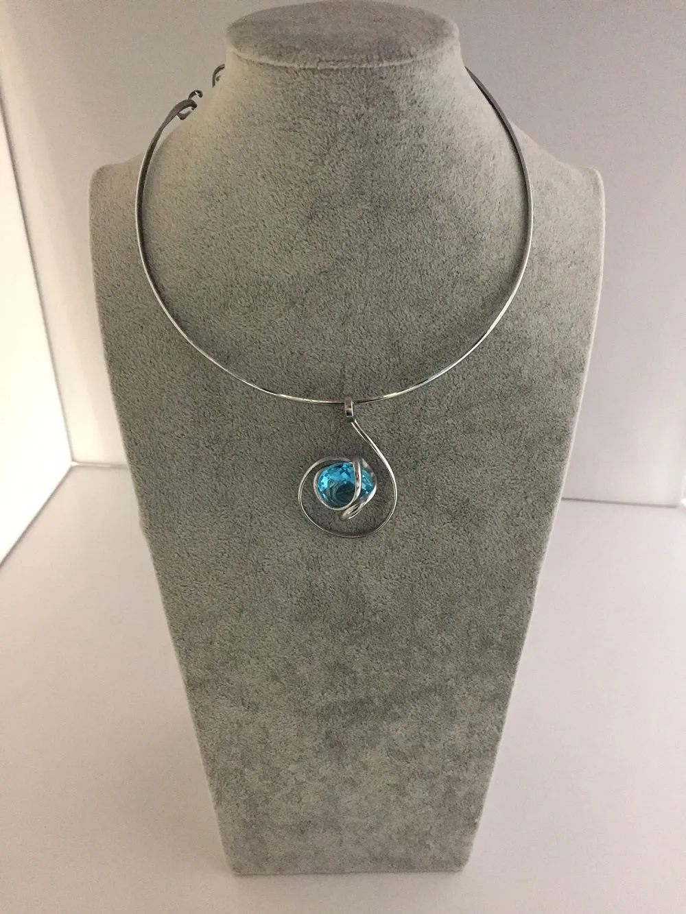 Medium Stone Necklace Handmade in Rhodium Plated Metal