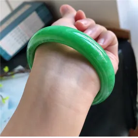 Natural Jade Bangle Jadeite Bangle Internal Diameter 58.6mm H1011210