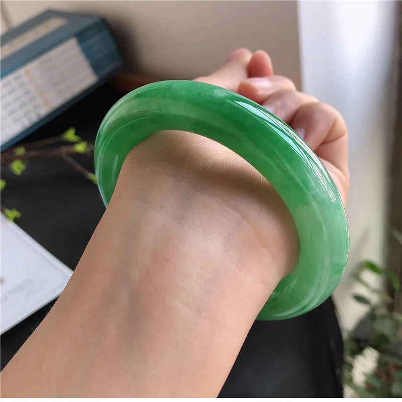 Natural Jade Bangle Jadeite Bangle Internal Diameter 58mm 00752