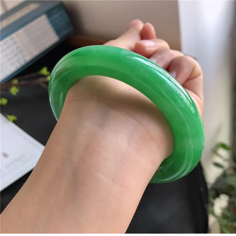 Natural Jade Bangle Jadeite Bangle Internal Diameter 58mm 00752