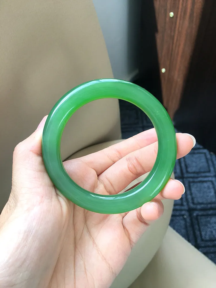 Natural Jade Bangle Nephrite Bangle Internal Diameter 54.8mm NBE034