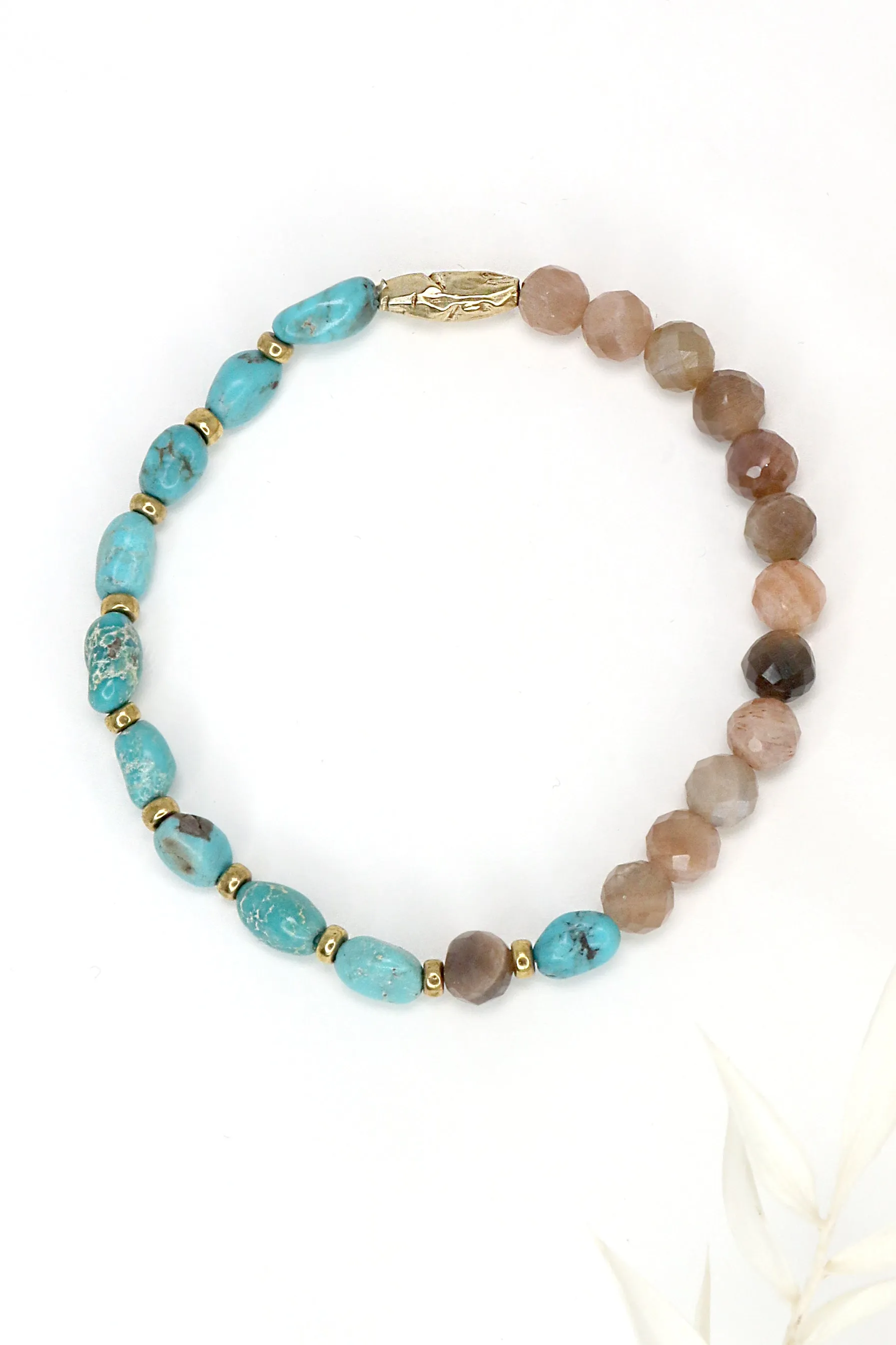Peach Moonstone Esprit Bracelet