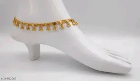 Sizzling Chunky Gold-Plated Women Anklets &amp; Toe Rings