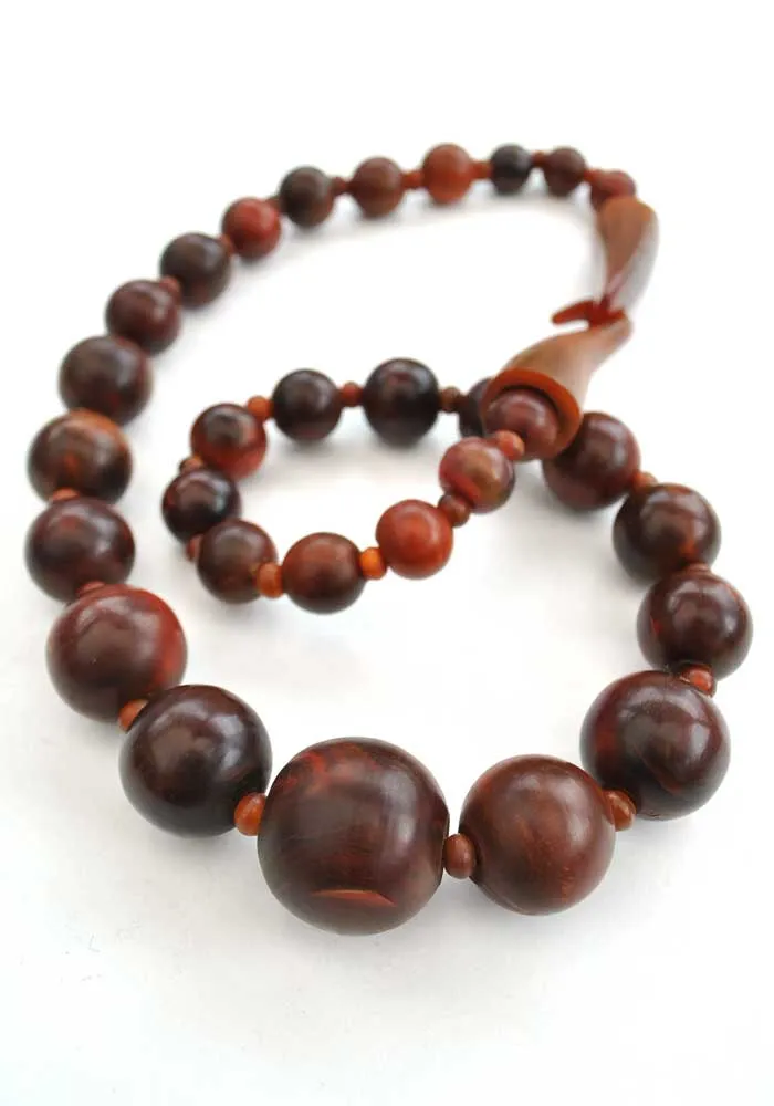 Unsigned Dyed Horn Gerda Lynggaard Monies Bead Necklace