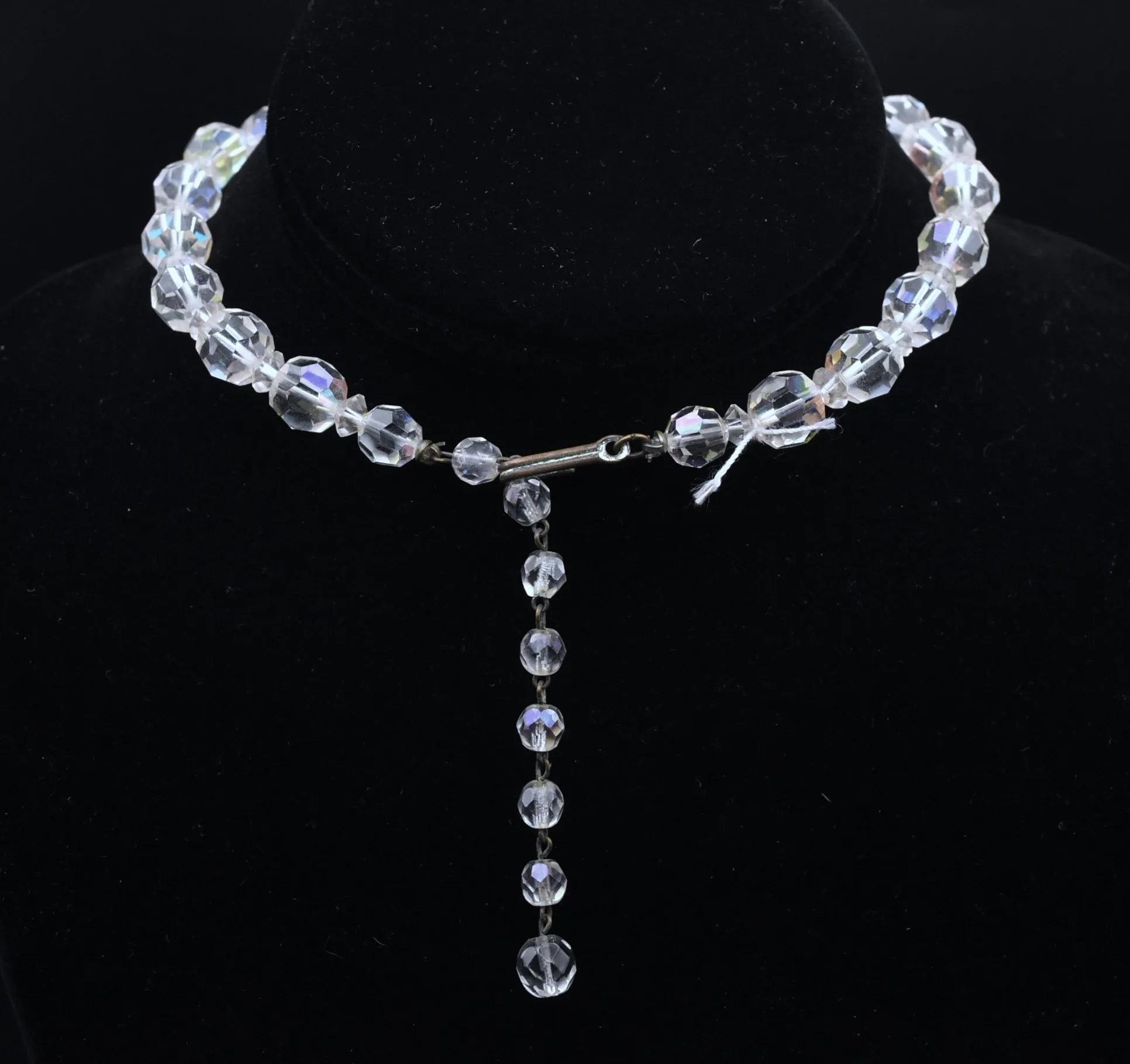 Vintage Faceted Glass Iridescent Beaded Necklace - 15.5"